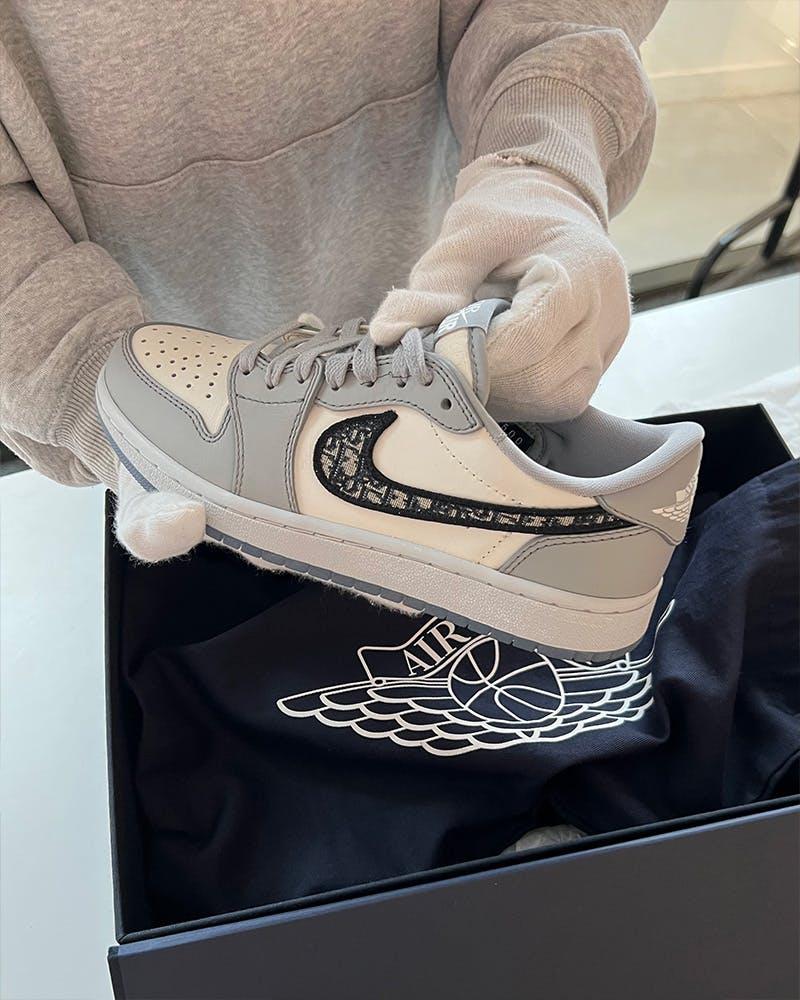 Cum verifici dacă sneakersii sunt originali sau fake