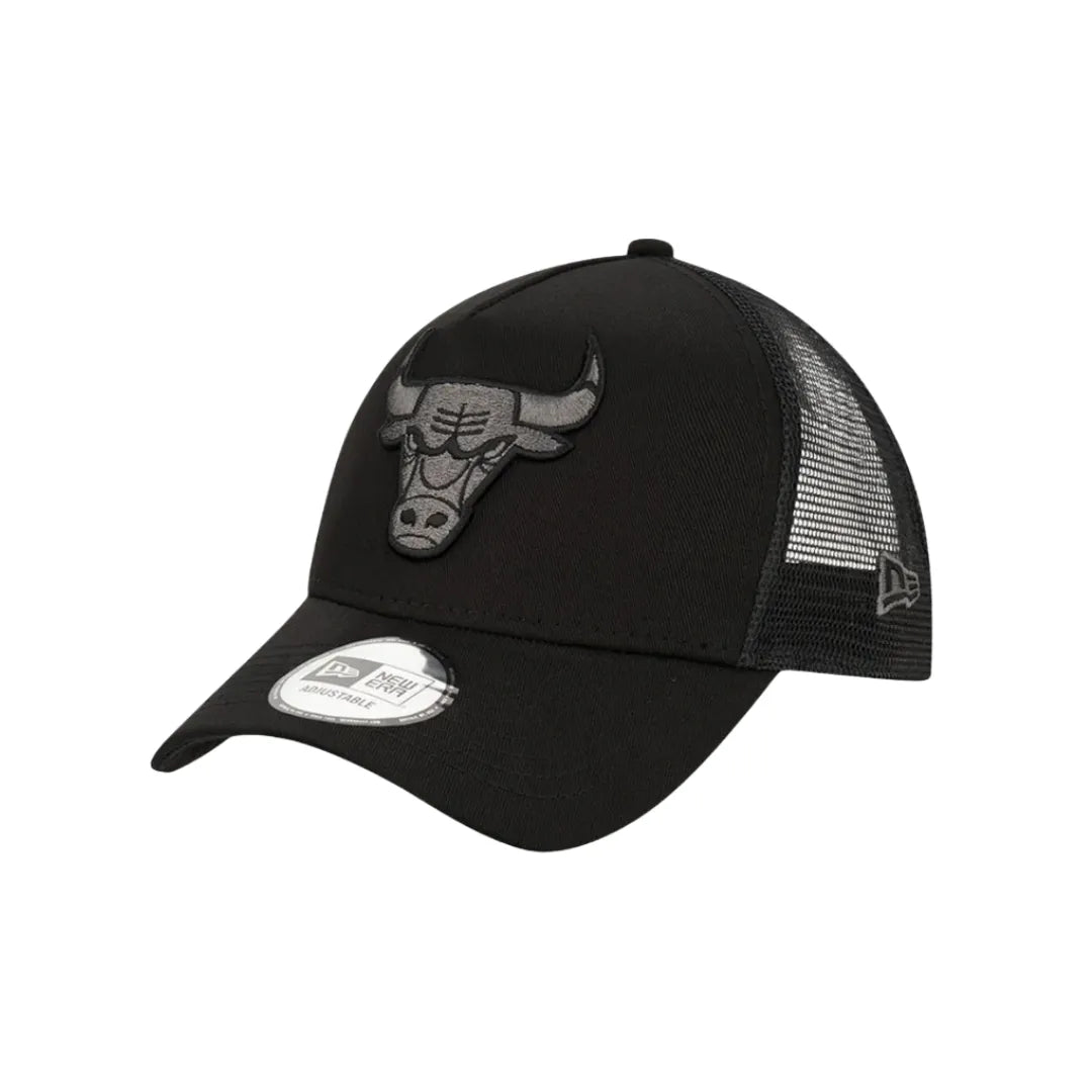 Sapca New Era A-Frame Trucker Chicago Bulls ”Triple Black”