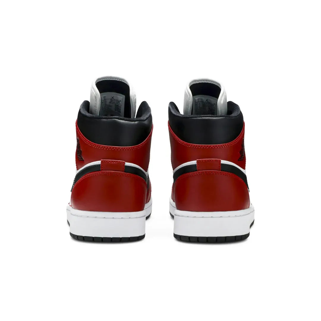 Air Jordan 1 Mid ”Chicago”
