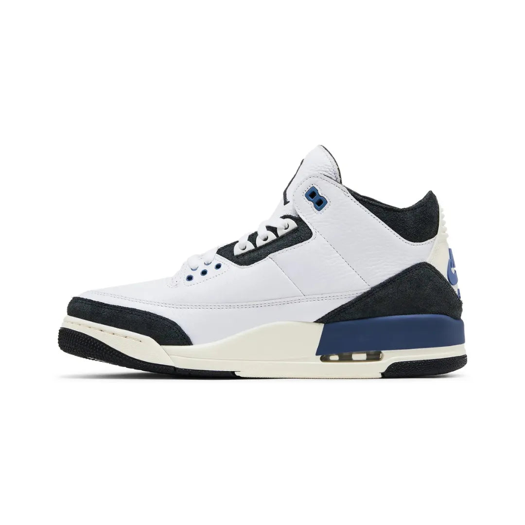 Air-Jordan-3-Retro-OG-A-Ma-Maniere_Diffused-Blue_HV8571-100-Brick-Sneakers_3