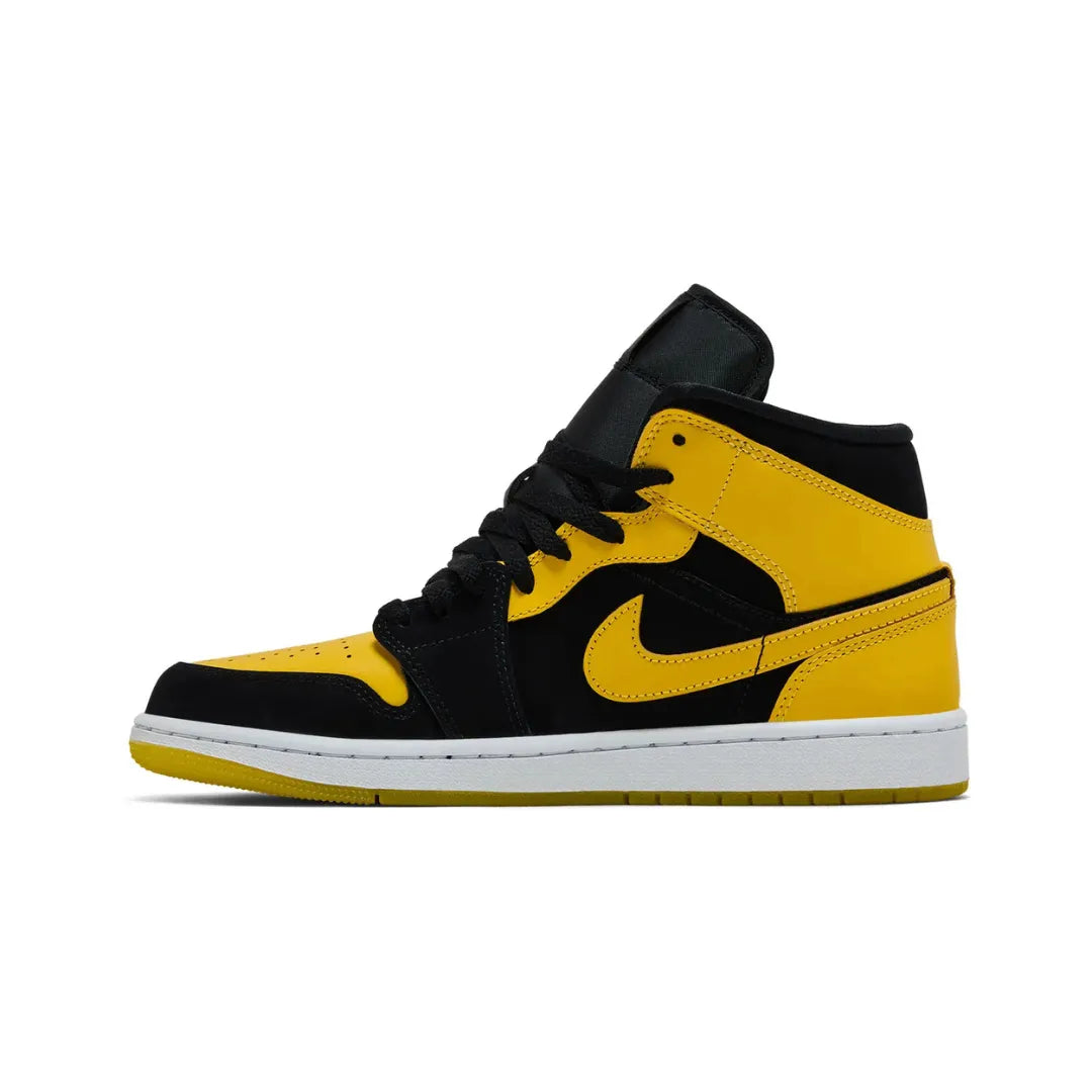 Air Jordan 1 Mid ”New Love”