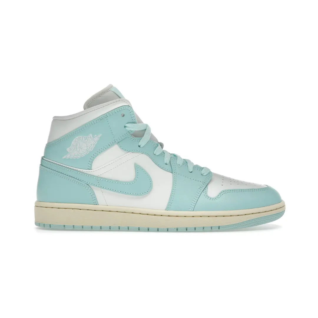 Air Jordan 1 Mid ”Light Dew”