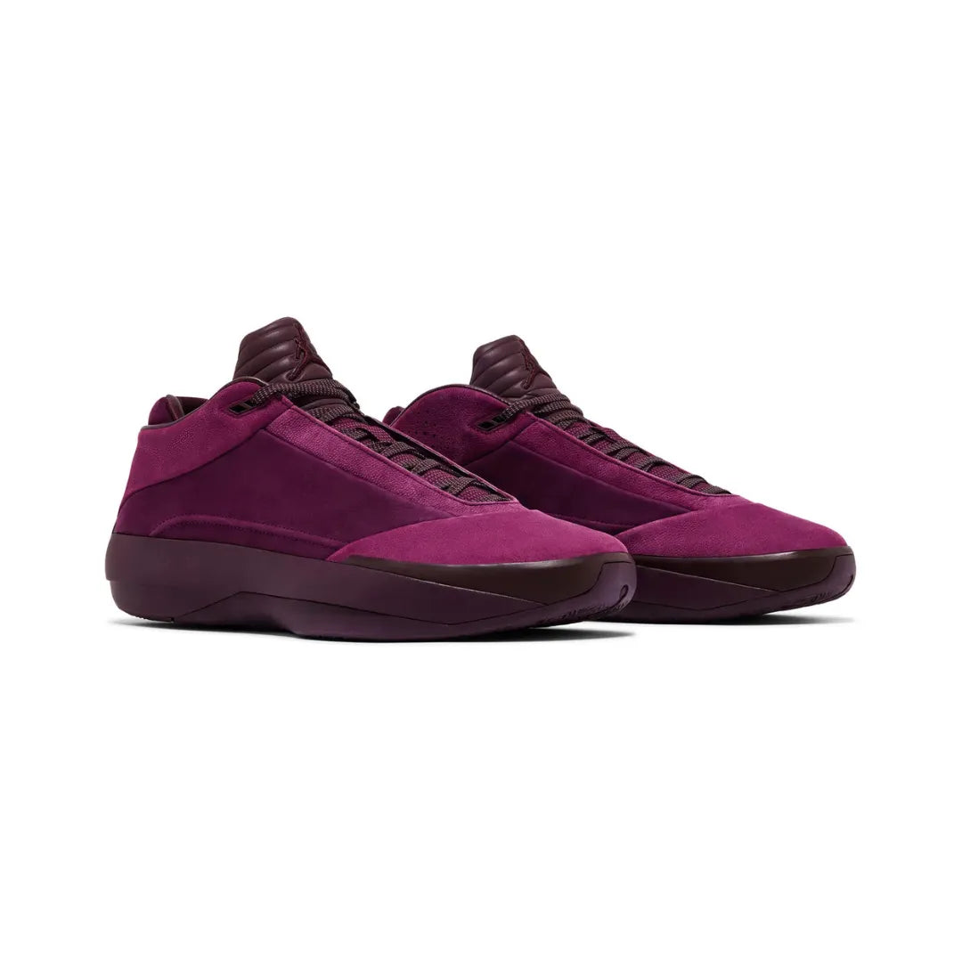 Jordan-40-Bordeaux-HM9931-601-HM9932-601-Brick-Sneakers