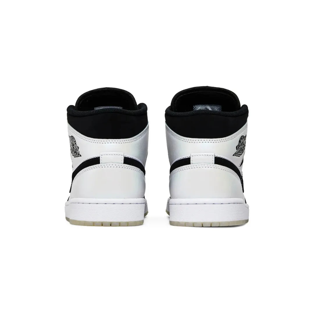 Nike-Air-Jordan-1-Mid-Diamond-Shorts-Brick-Sneakers3