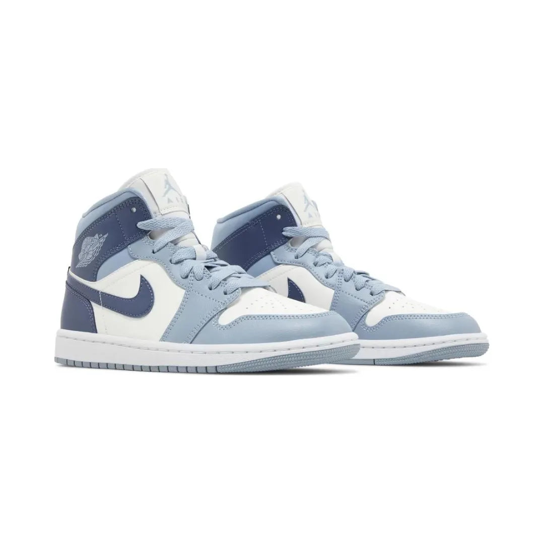 Nike-Air-Jordan-1-Mid-Diffused-Blue-BQ6472-140-Brick-Sneakers_3