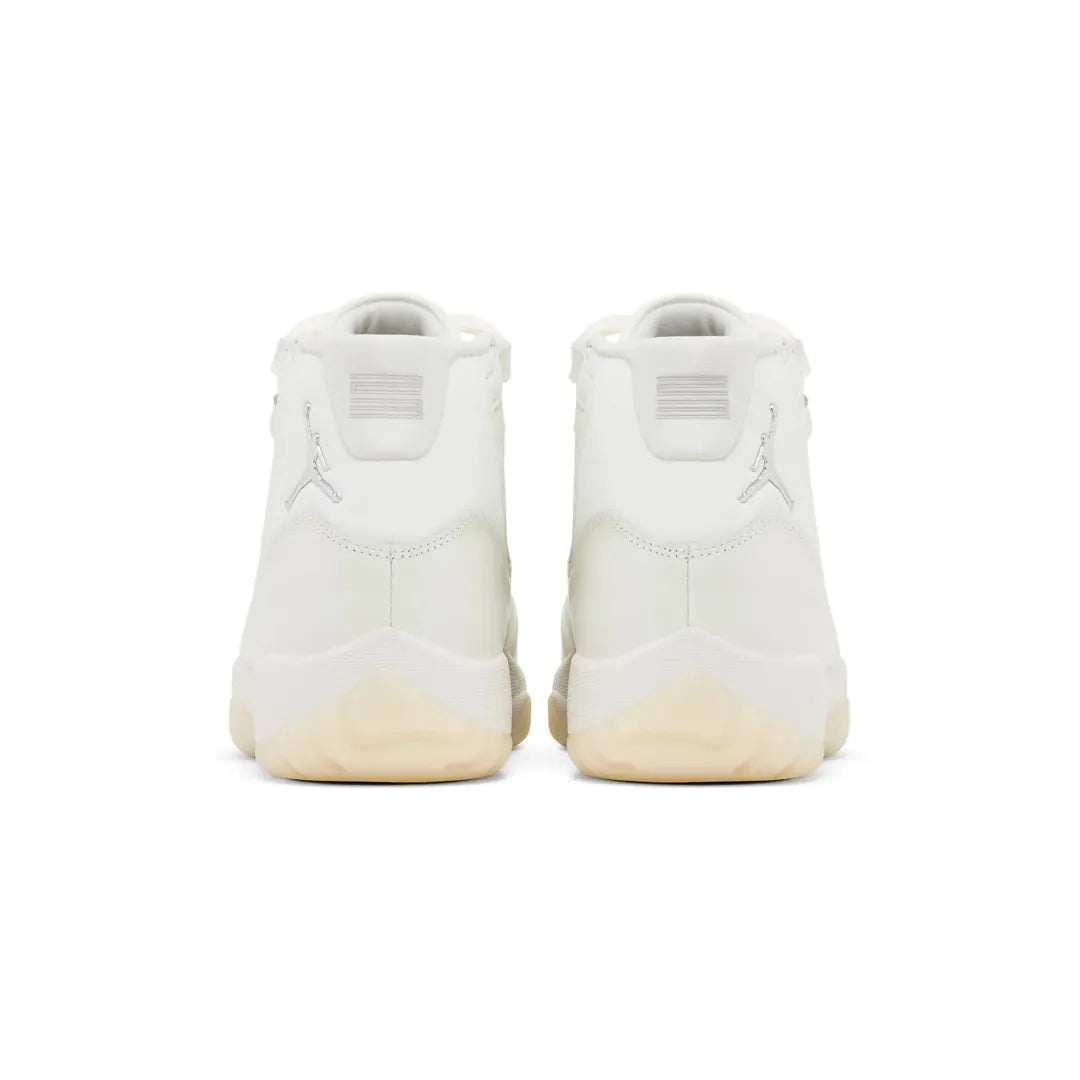 Air Jordan 11 Retro ”Pearl”
