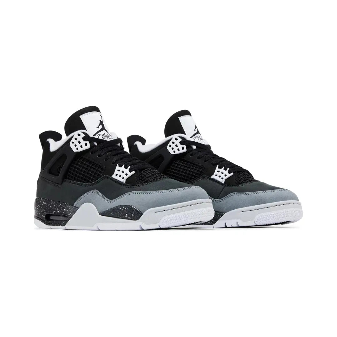 Air Jordan 4 Retro ”Fear”