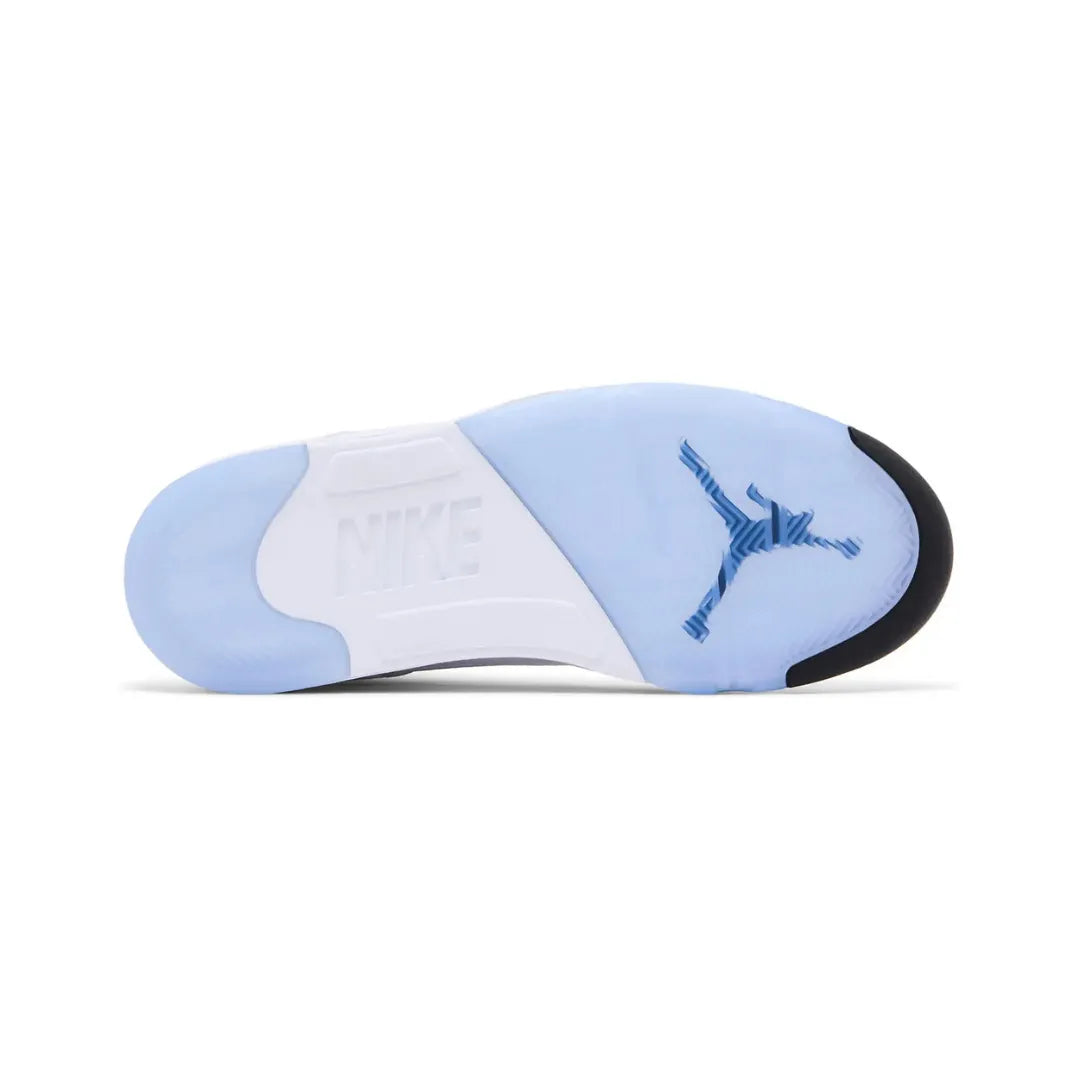 Nike-Air-Jordan-5-Retro-White-Metallic-HQ7978-103-Brick-Sneakers