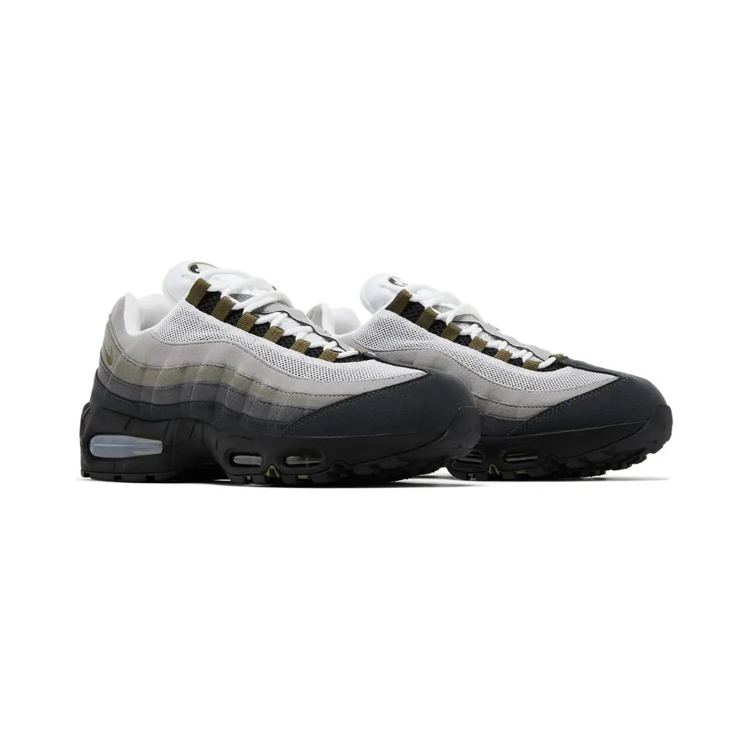 Nike-Air-Max-95-OG-Big-Bubble-Blue-Tint-HJ5996-002-Brick-Sneakers