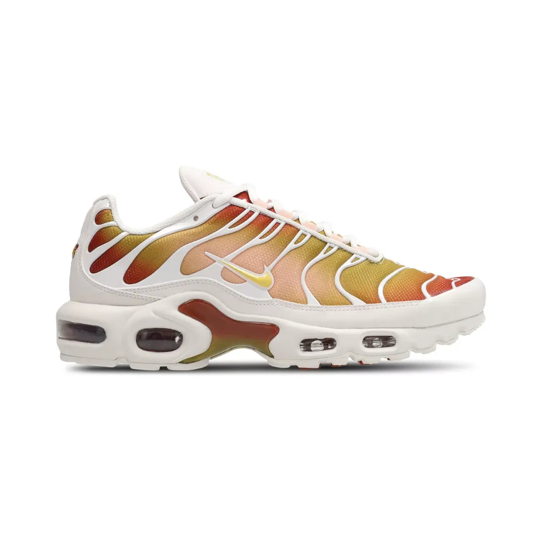 Nike Air Max Plus ”Rugged Orange Saturn Gold”