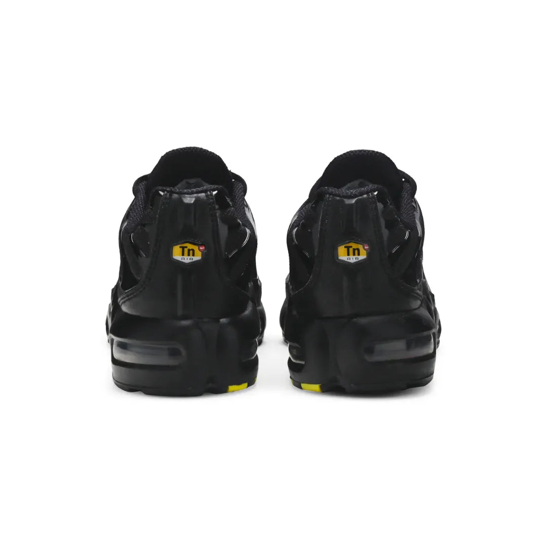 Nike-Air-Max-Plus-Triple-Black-CD0609-001-Brick-Sneakers