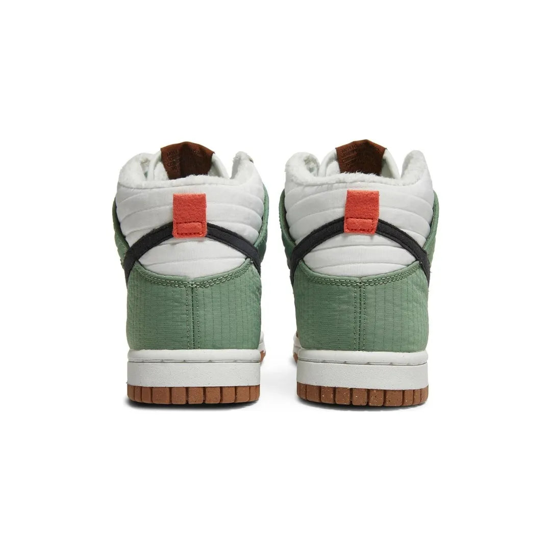 Nike Dunk High ”Toasty”