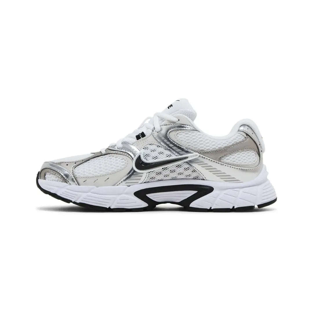 Nike-V5-RNR-White-Vast-Grey-College-HJ5228-104-Brick-Sneakers