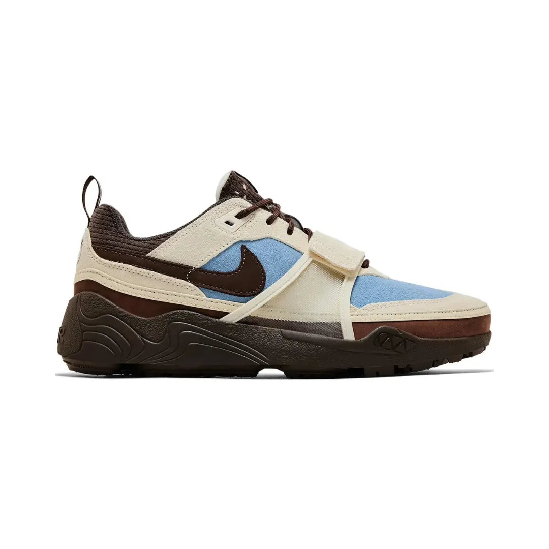 Nike-Zoom-Field-Jaxx-Travis-Scott-Leche-Blue-HQ3072-400-Brick-Sneakers