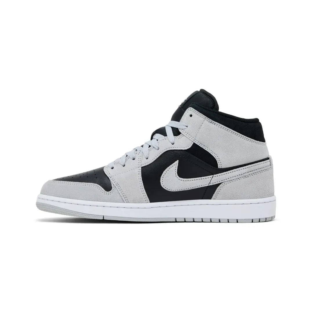 Air Jordan 1 Mid ”Light Smoke Grey Black”