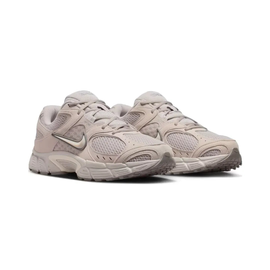 Nike V5 RNR ”Moon Particle Light Brown”