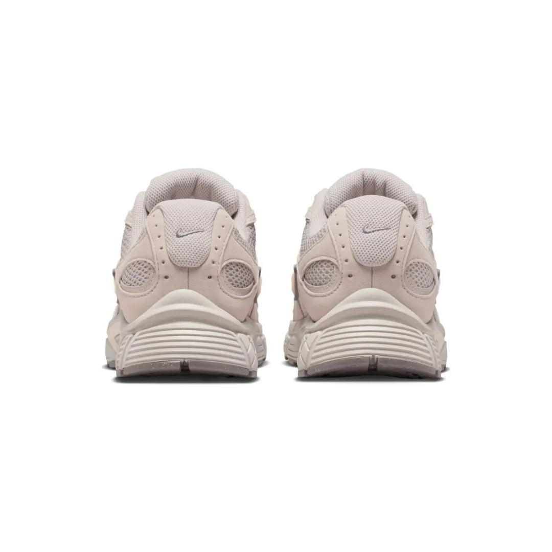 Nike V5 RNR ”Moon Particle Light Brown”