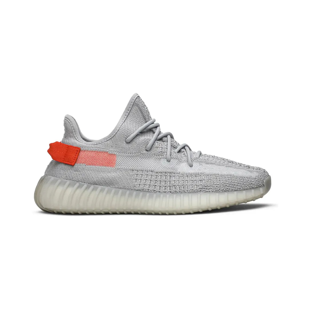 Yeezy Boost 350 V2 ”Tail Light” - Brick Sneakers FX9017