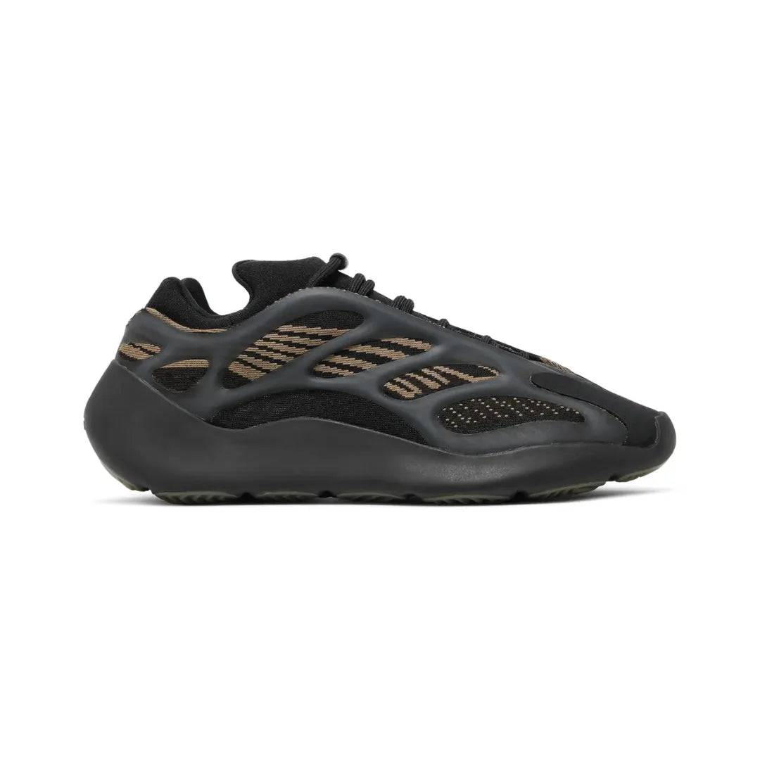 Yeezy 700 v3 ”Clay Brown” - Brick Sneakers