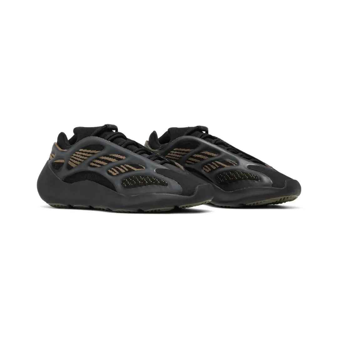 Yeezy 700 v3 ”Clay Brown” - Brick Sneakers