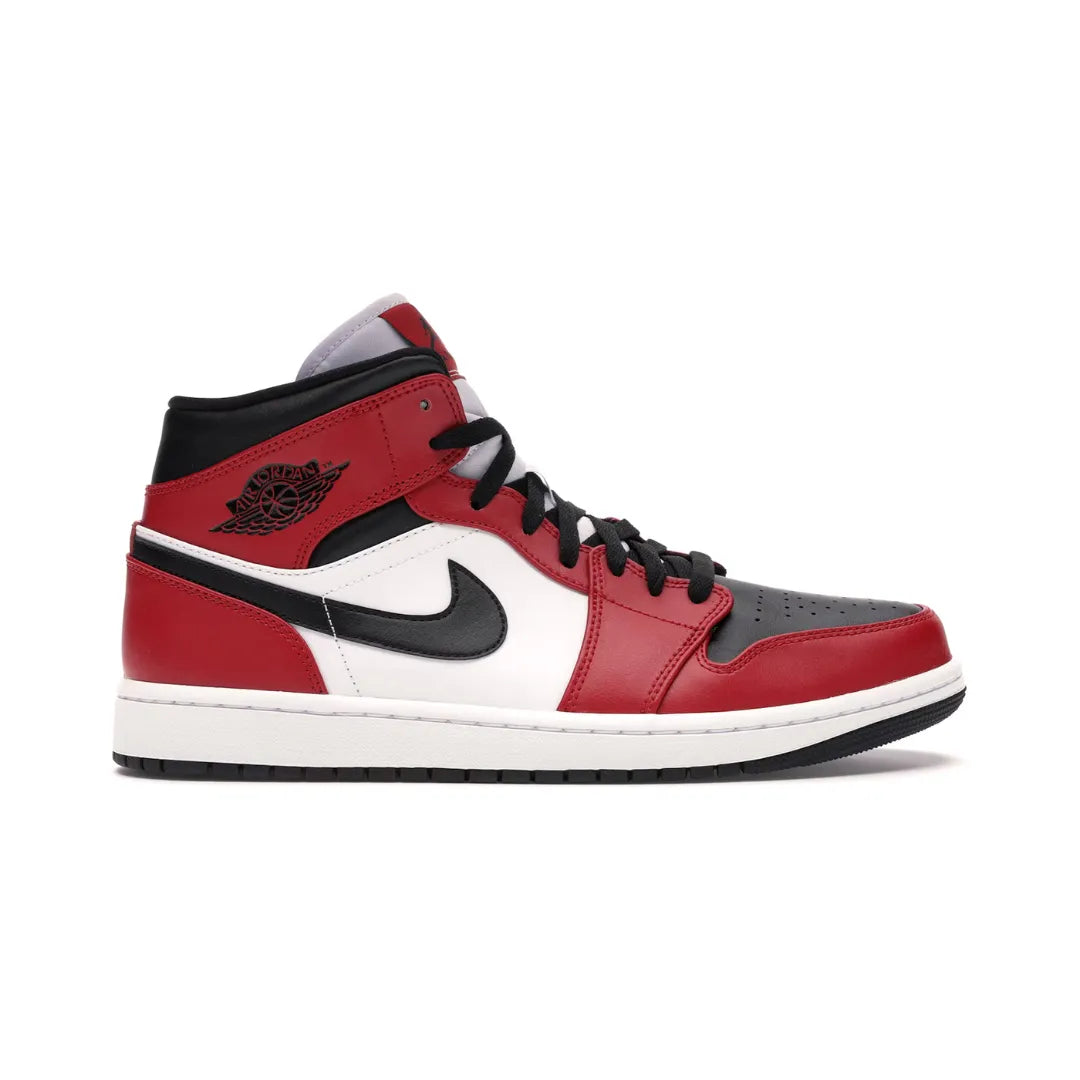 Air Jordan 1 Mid ”Chicago”