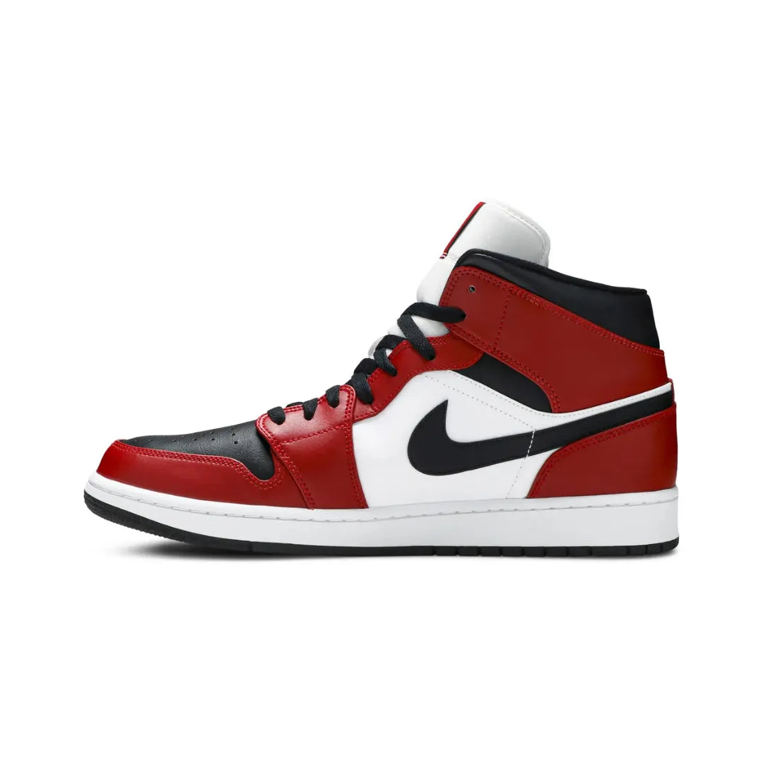 Air Jordan 1 Mid ”Chicago”