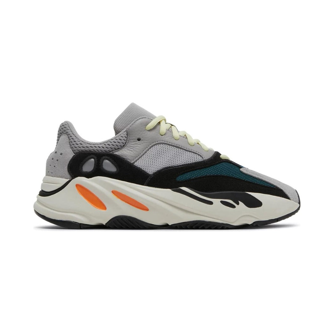 Yeezy Boost 700 ”Wave Runner”