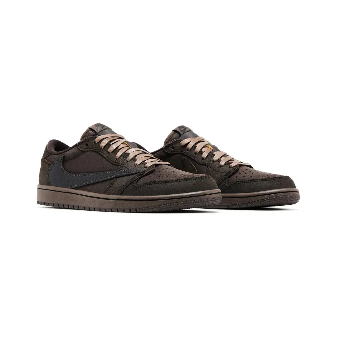 Air-Jordan-1-Retro-Low-OG-SP-Travis-Scott_-Velvet-Brown_DM7866-202-Brick-Sneakers_2