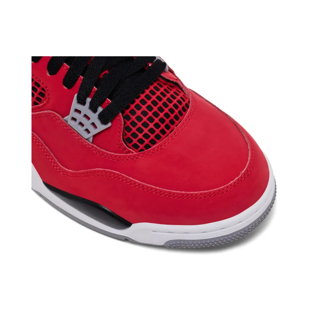 Air Jordan 4 Retro ”Toro”