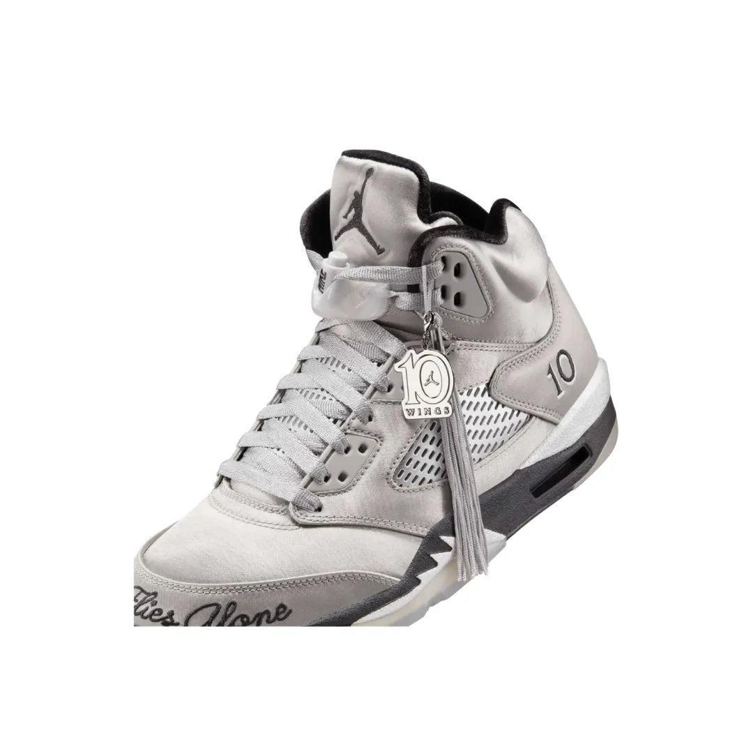 Air-Jordan-5-Retro-Wings-IO2038-001-Brick-Sneakers