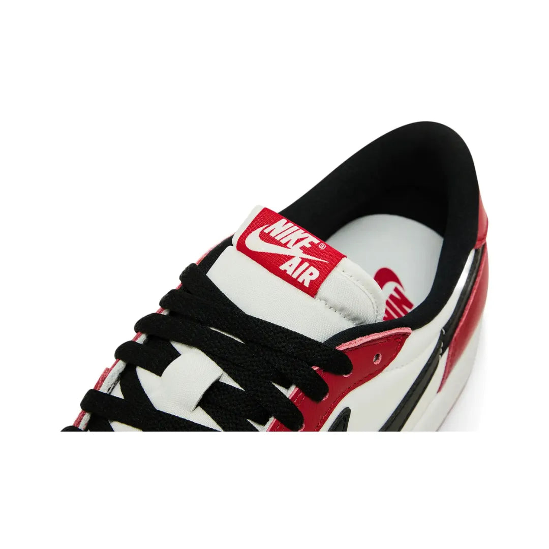 Air Jordan 1 Retro Low OG ”Chicago”