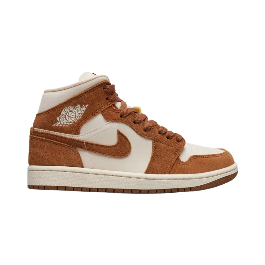 Air Jordan 1 Mid ”Light British Tan”