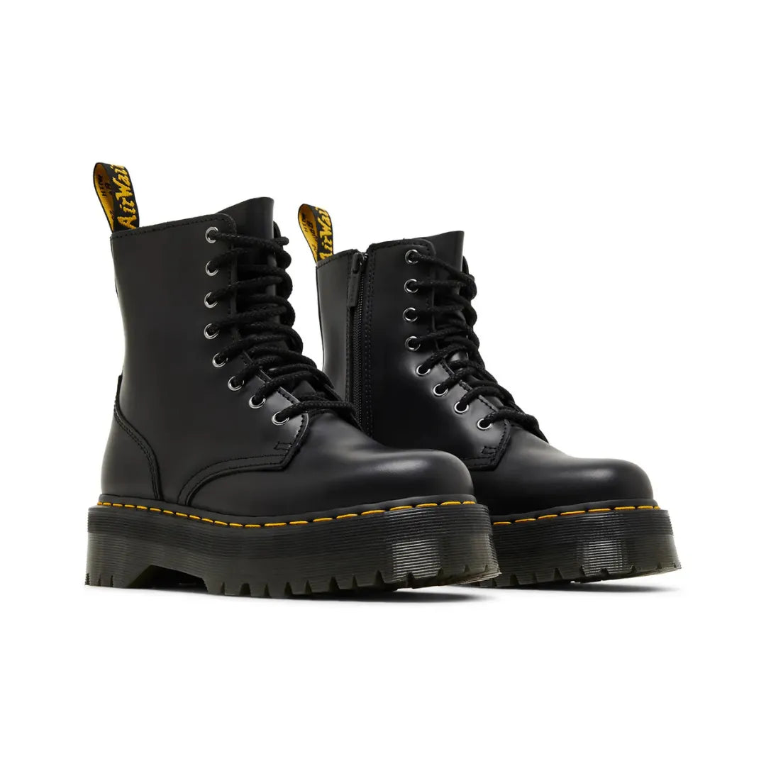 Dr. Martens Jadon Platform Boots ”Black Smooth Leather”
