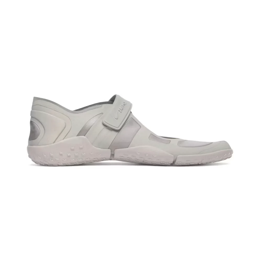 Nike Rift Satin SKIMS ”Night Silver”