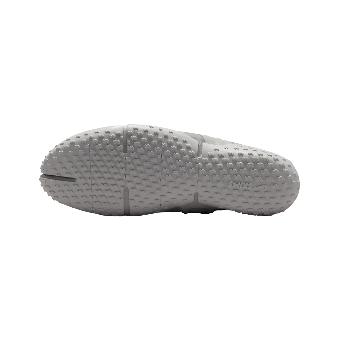 Nike Rift Satin SKIMS ”Night Silver”