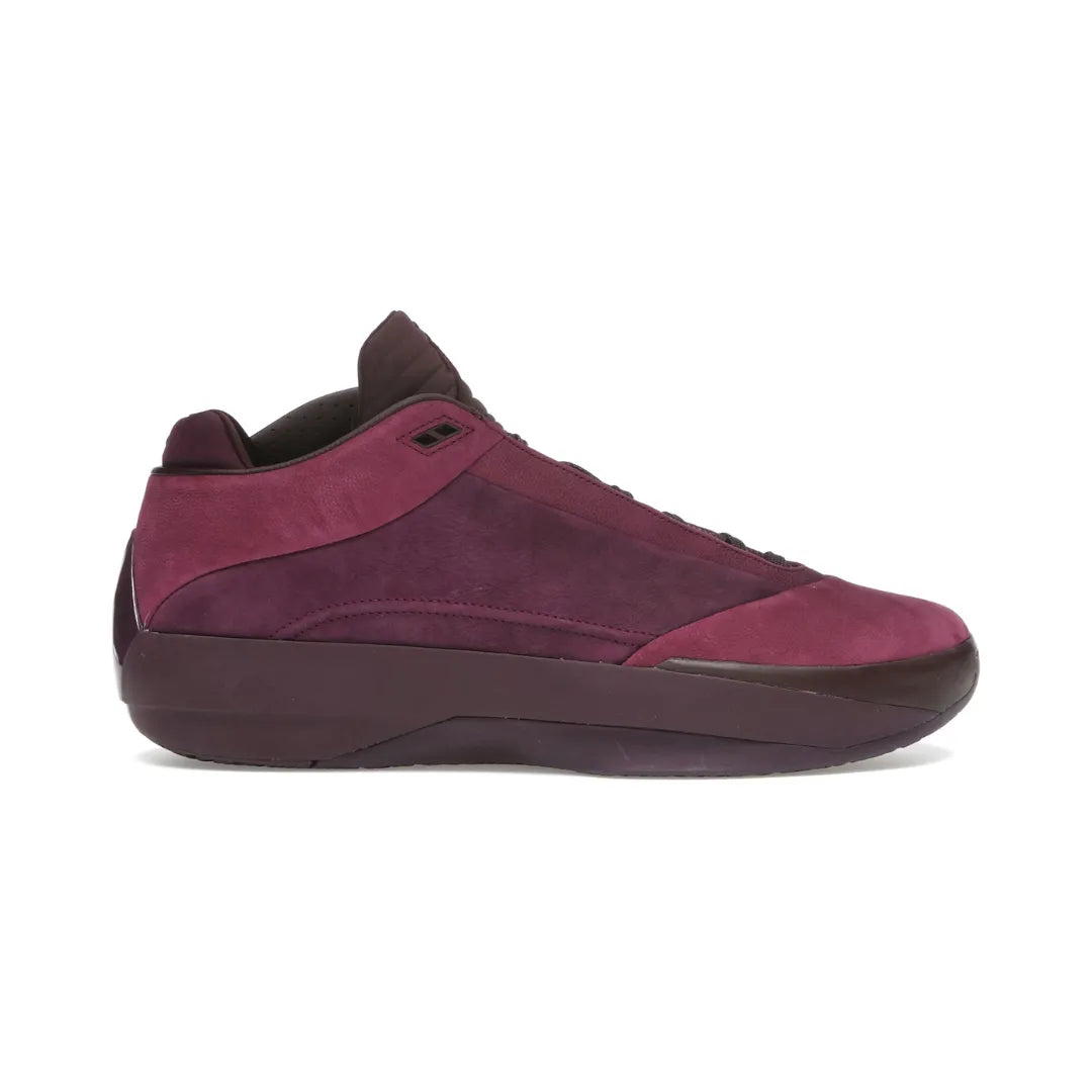 Jordan-40-Bordeaux-HM9931-601-HM9932-601-Brick-Sneakers