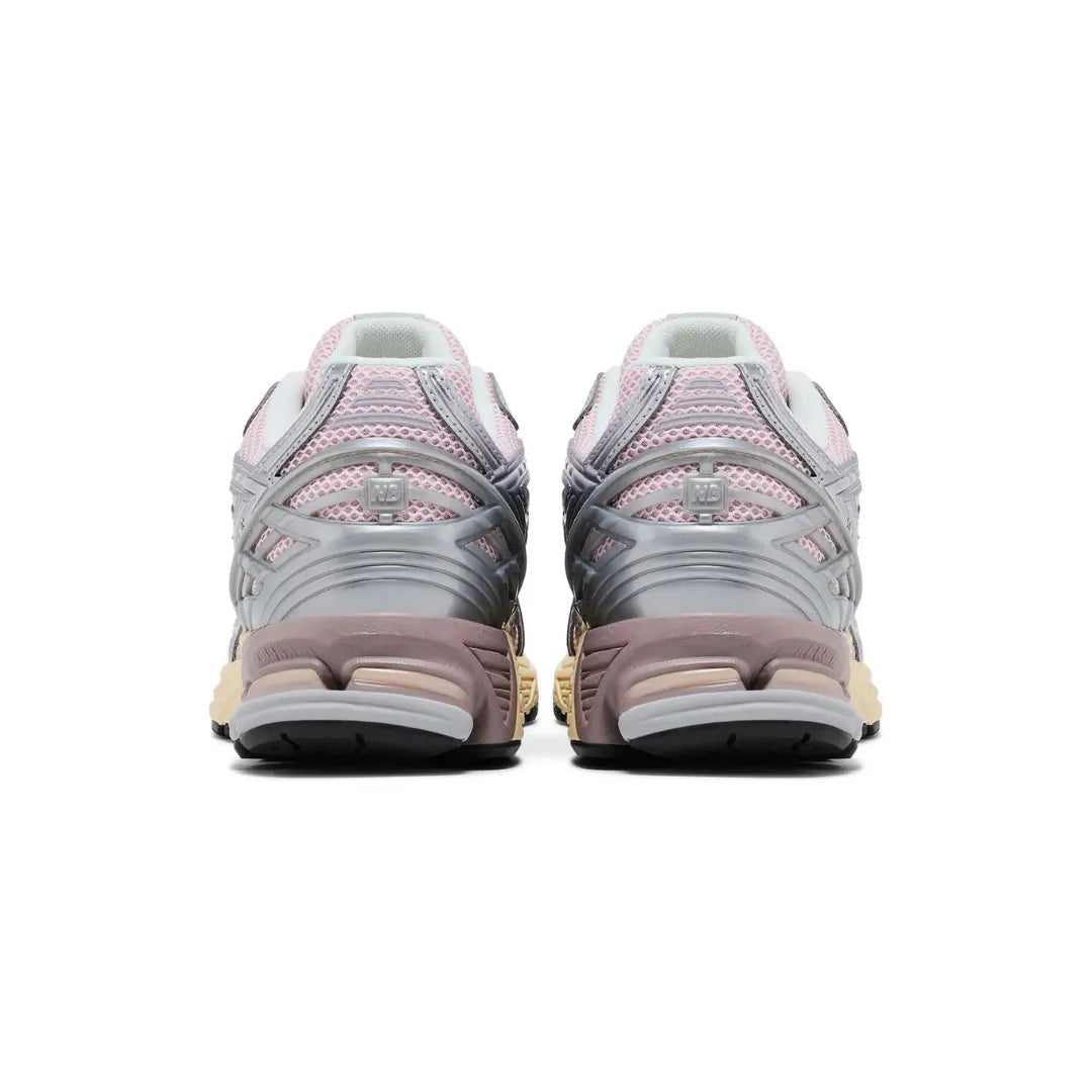 New-Balance-1906R-Rose-Sugar-Silver-U1906RNF-Brick-Sneakers