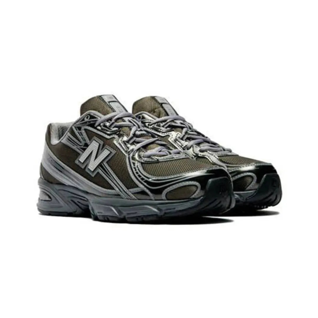New-Balance-740-Black-Metallic-U7407YI-Brick-Sneakers