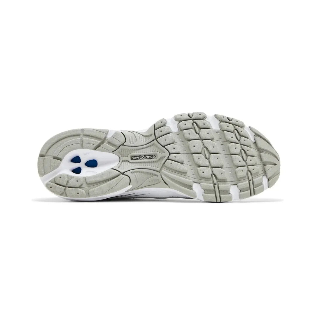 New-Balance-740v2-White-Silver-Reflection-U740WM2-Brick-Sneakers