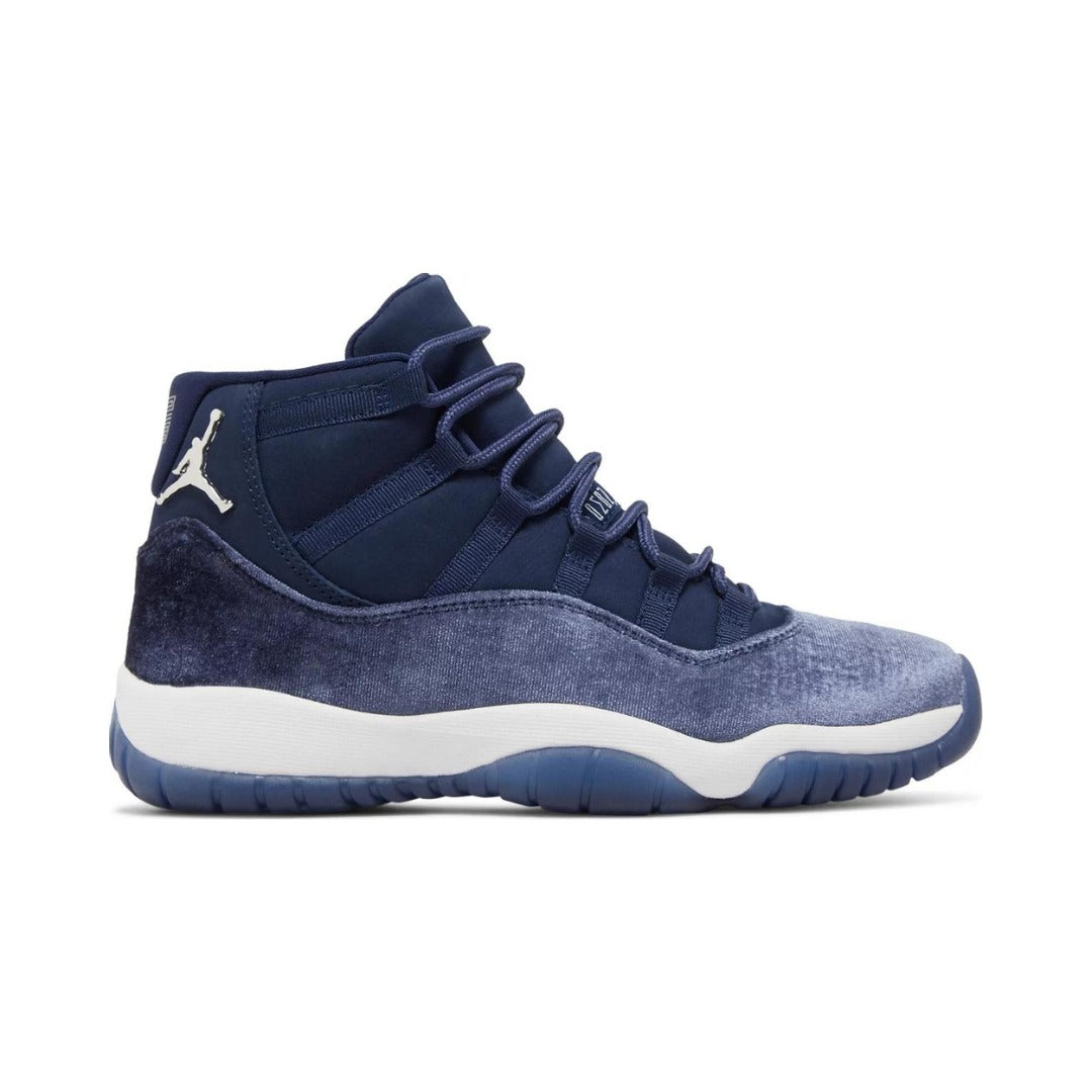 Nike-Air-Jordan-11-Retro-Midnight-Navy-AR0715-441-Brick-Sneakers-1