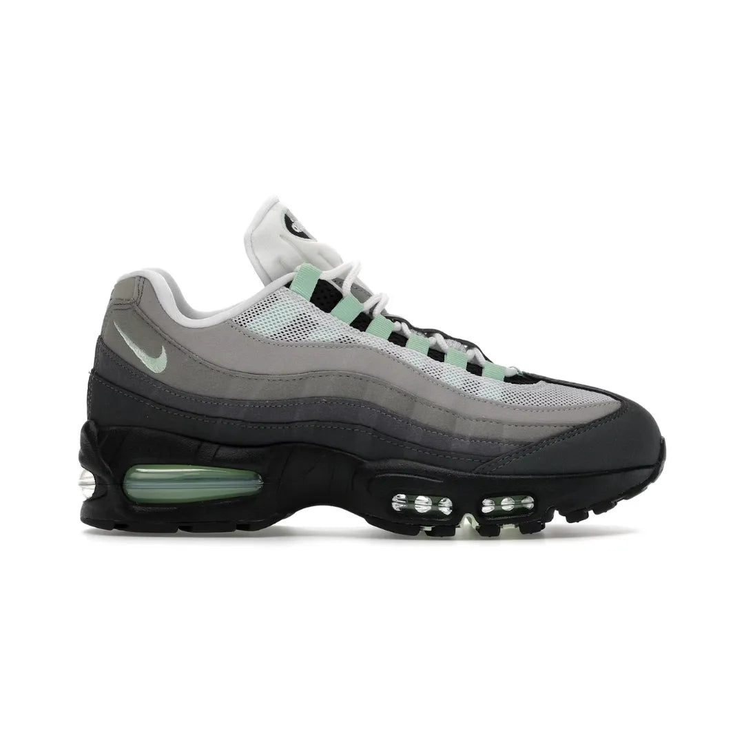 Nike-Air-Max-95-OG-Big-Bubble-Fresh-Mint-HJ5996-005-Brick-Sneakers