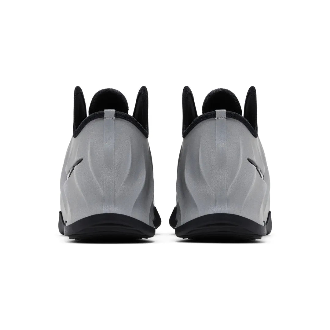Nike GT Future ”Metallic Silver”