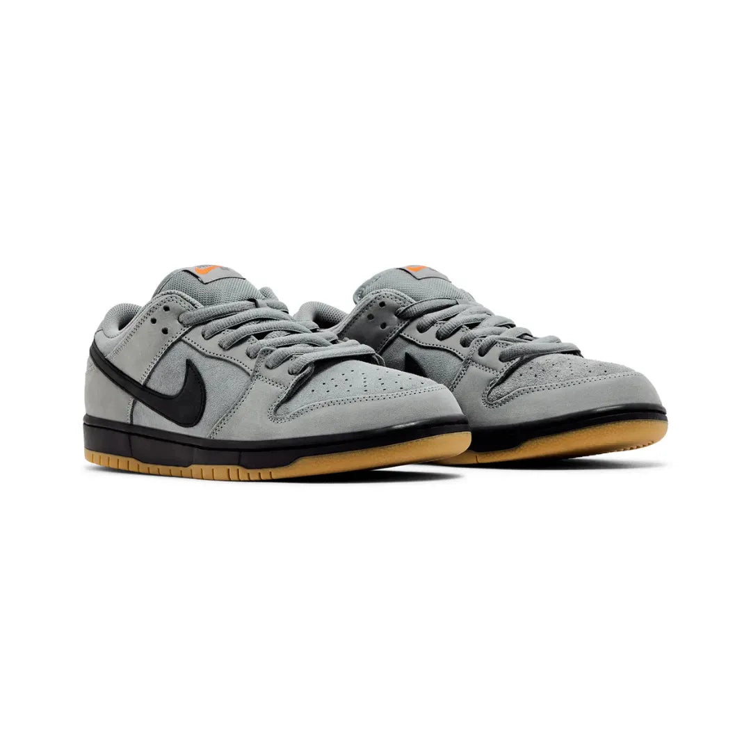 Nike-SB-Dunk-Low-Cool-Grey-FJ1674-002-Brick-Sneakers