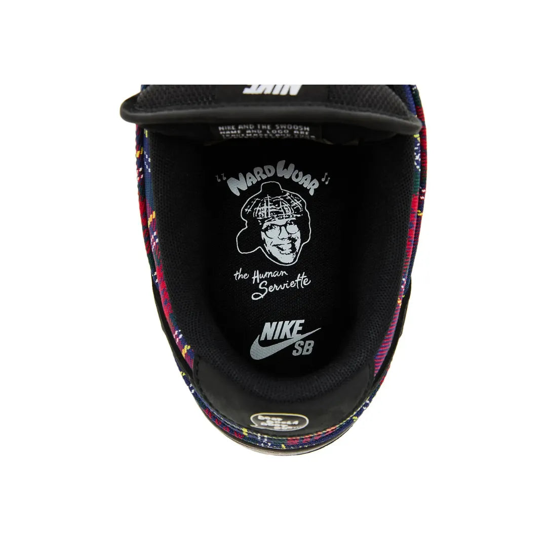 Nike-SB-Dunk-Low-Nardwuar-II1493-600-Brick-Sneakers