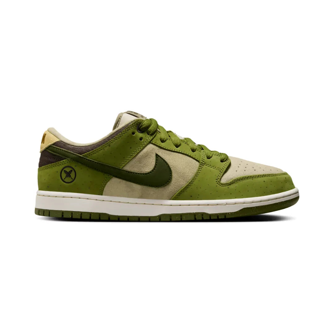 DJ Yuta 　Nike NIKE AIRFORCE 1 X YUTA OKKOTSU JJK LIMITED EDITION © - This pair