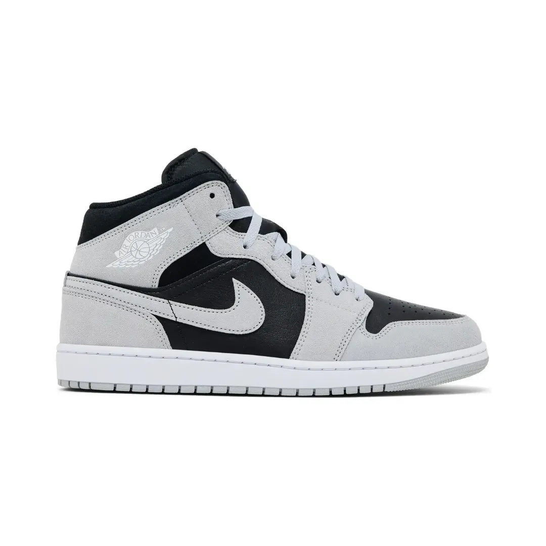 Air Jordan 1 Mid ”Light Smoke Grey Black”