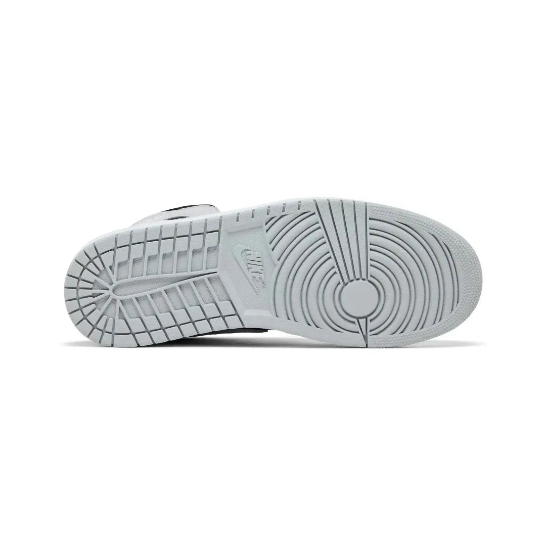 Air Jordan 1 Mid ”Light Smoke Grey Black”