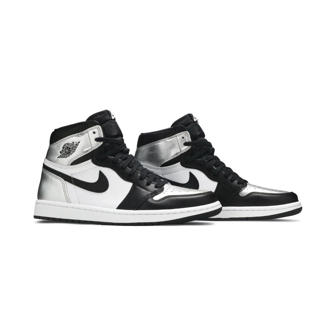 Air Jordan 1 Retro High Silver Toe - Brick Sneakers