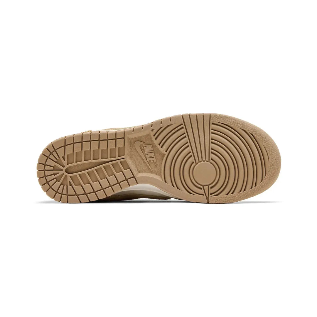 Nike Dunk Low ”Sail White Metallic Gold”