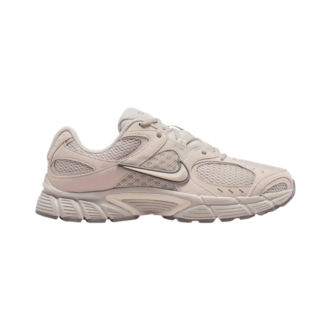 Nike V5 RNR ”Moon Particle Light Brown”